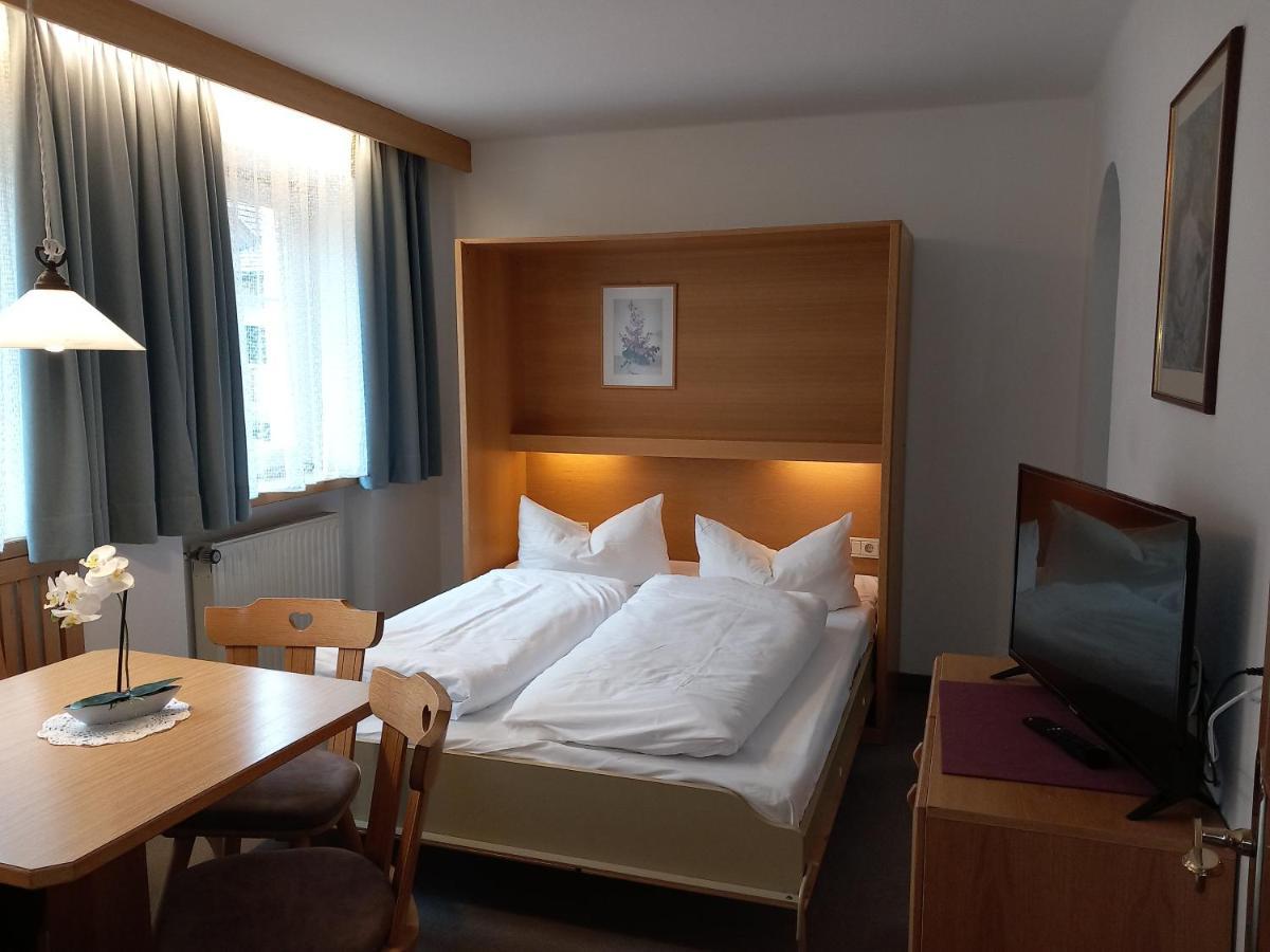Residence Alpenrose Sexten Esterno foto